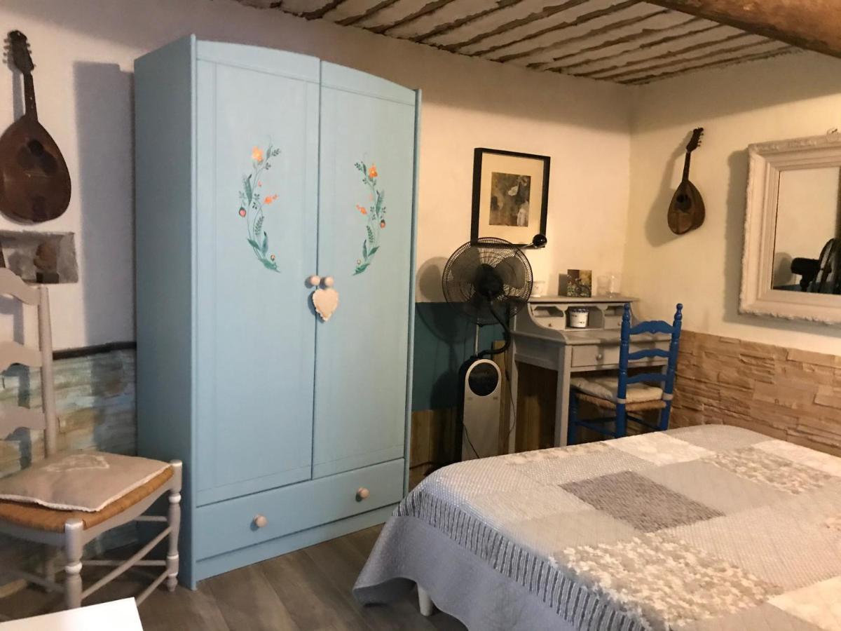Le Luberon Des Artistes Villa Oppede Bagian luar foto
