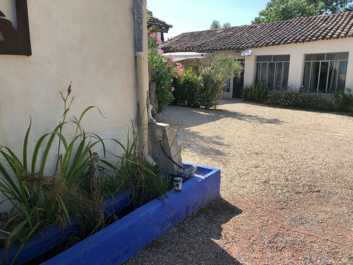 Le Luberon Des Artistes Villa Oppede Bagian luar foto