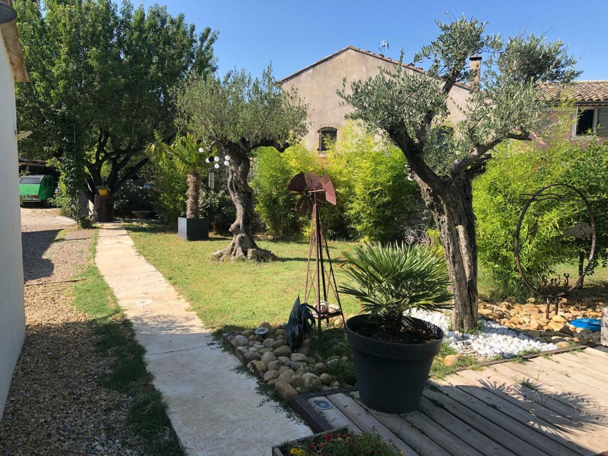 Le Luberon Des Artistes Villa Oppede Bagian luar foto